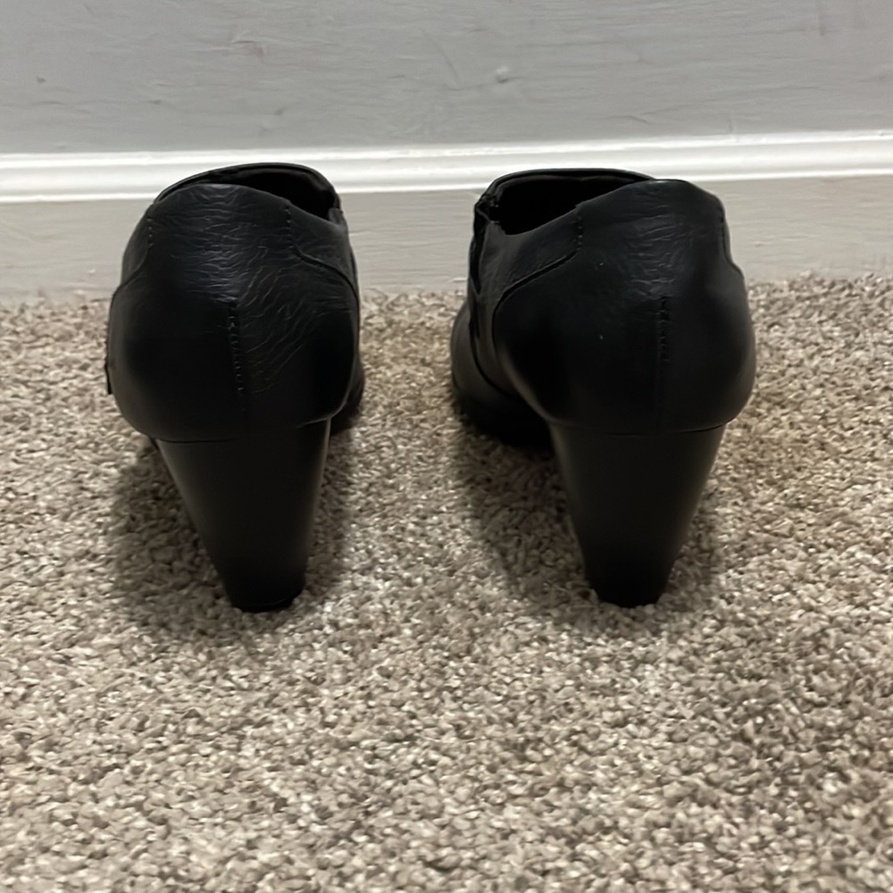 Booties - Picture 3 of 9